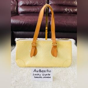 SOLD!!!(2for350)Original LV vernis